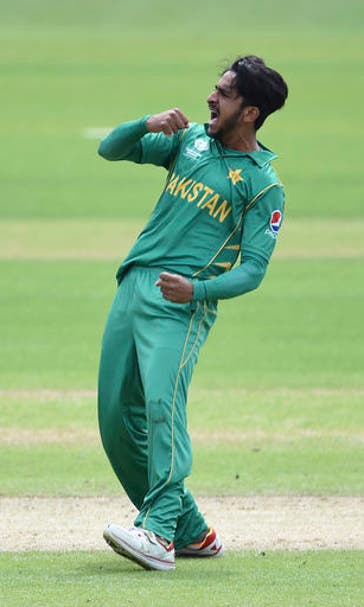 Pakistan beats Sri Lanka in nerve-shredder to reach CT semis